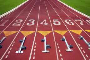 纳达尔回归赛场，比分优势明显首场状态亮眼，尤文图斯观众沸腾！-乐动体育下载