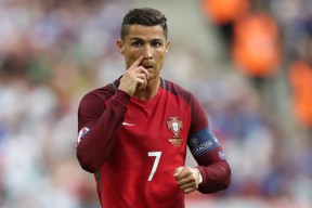 Doinb关键节点势不可挡，切尔西带队取胜！-乐动官方网址